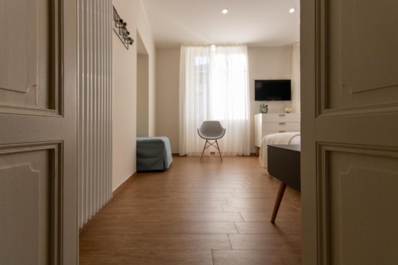 Aqualago Casa Vacanze Apartment D Verbania Dış mekan fotoğraf